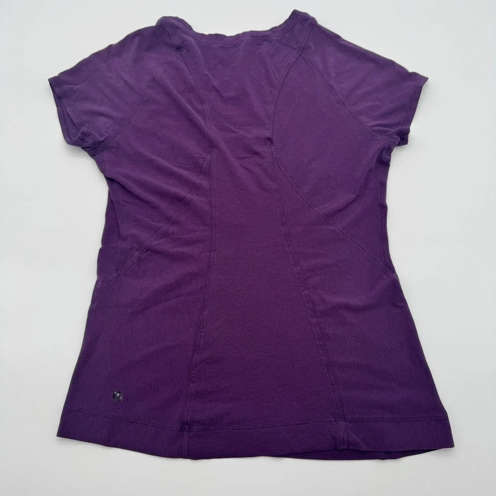 Lululemon Purple Micro Striped Short Sleeve Athletic Training Top Womens Size 4